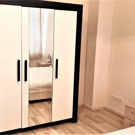 City Canal Apartman