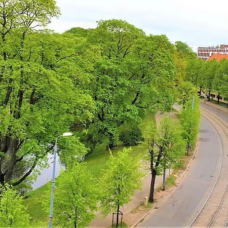 City Canal Apartman Riga