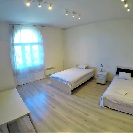 City Canal Apartman